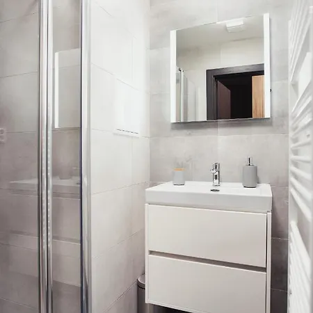 Apartment Stiavnica & Durkova - Galeria Jasna Lucky