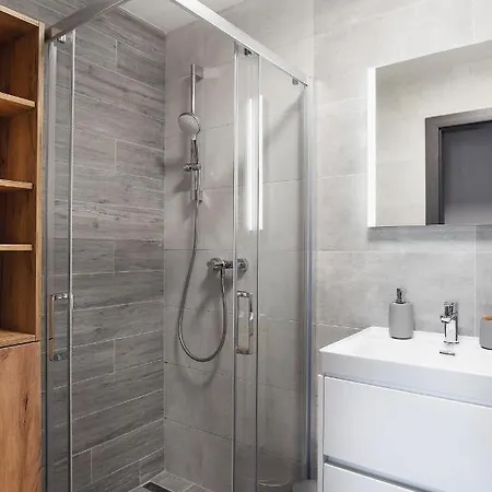 Stiavnica & Durkova - Galeria Jasna Lucky